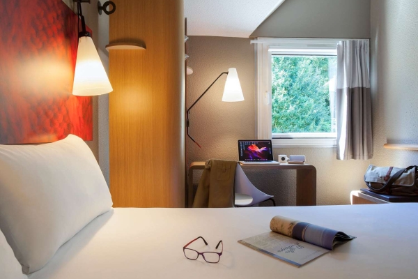 Hotel ibis Jouy-en-Josas Vélizy